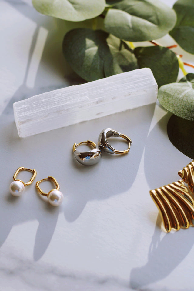 GRACE DROP HOOPS (WATERPROOF & 18K GOLD & WHITE GOLD PLATED)