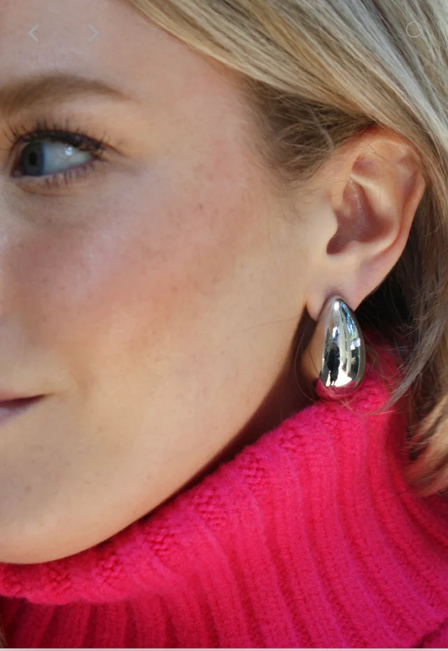 TEARDROP EARRINGS IN WHITE GOLD (WATERPROOF & 18K WHITE GOLD PLATED)
